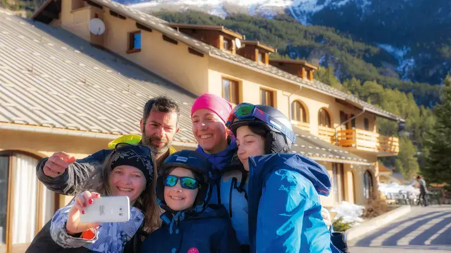 VTF Vacances d'hiver en famille en Hautes Alpes
