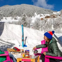 Terrasse au soleil en hiver