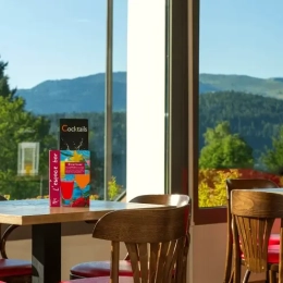 Vue depuis la salle de restaurant