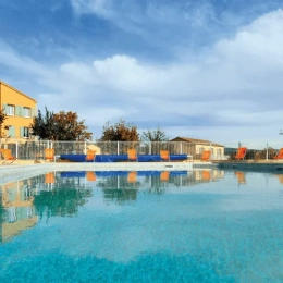 Piscine de VTF Domaine du Grand Luberon