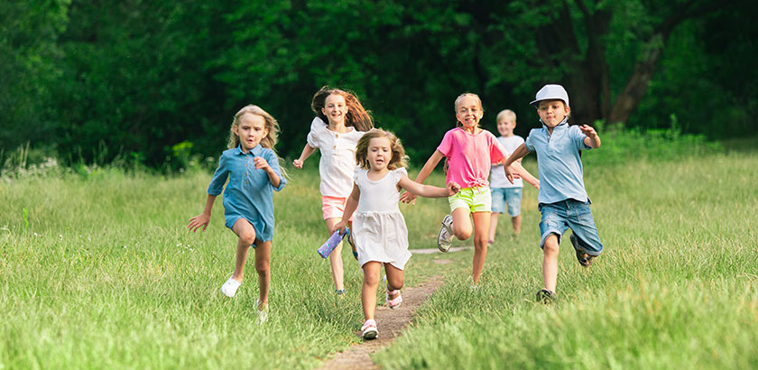 Maxi club 6 to 11 years old