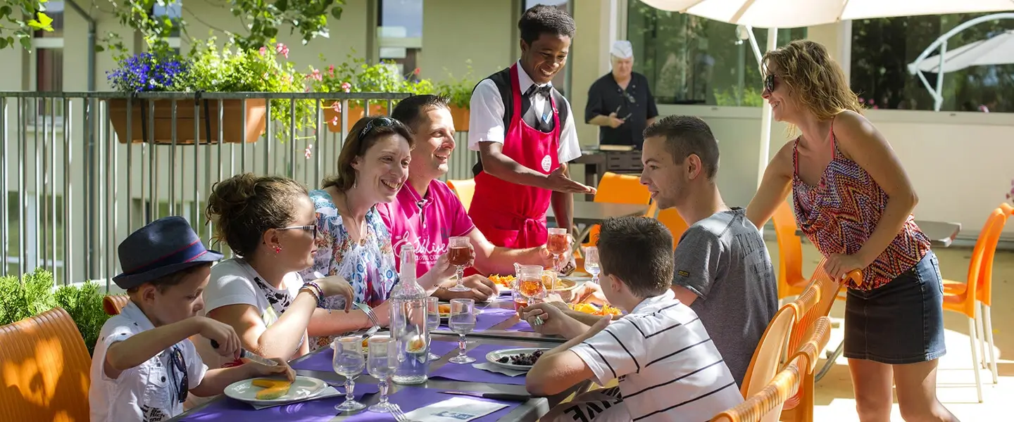 Restauration en extérieure en saison